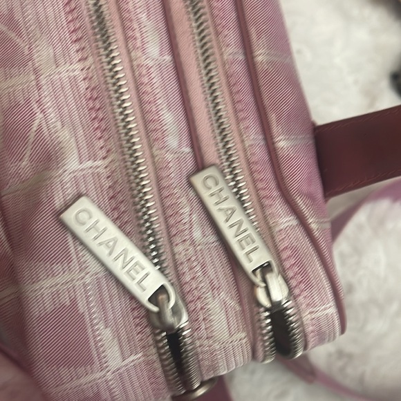 ππ Stunning Pink Chanel Nylon Canvas Crossbody/Tote Bag NOT THE BEAUTY LINE - Picture 10 of 15